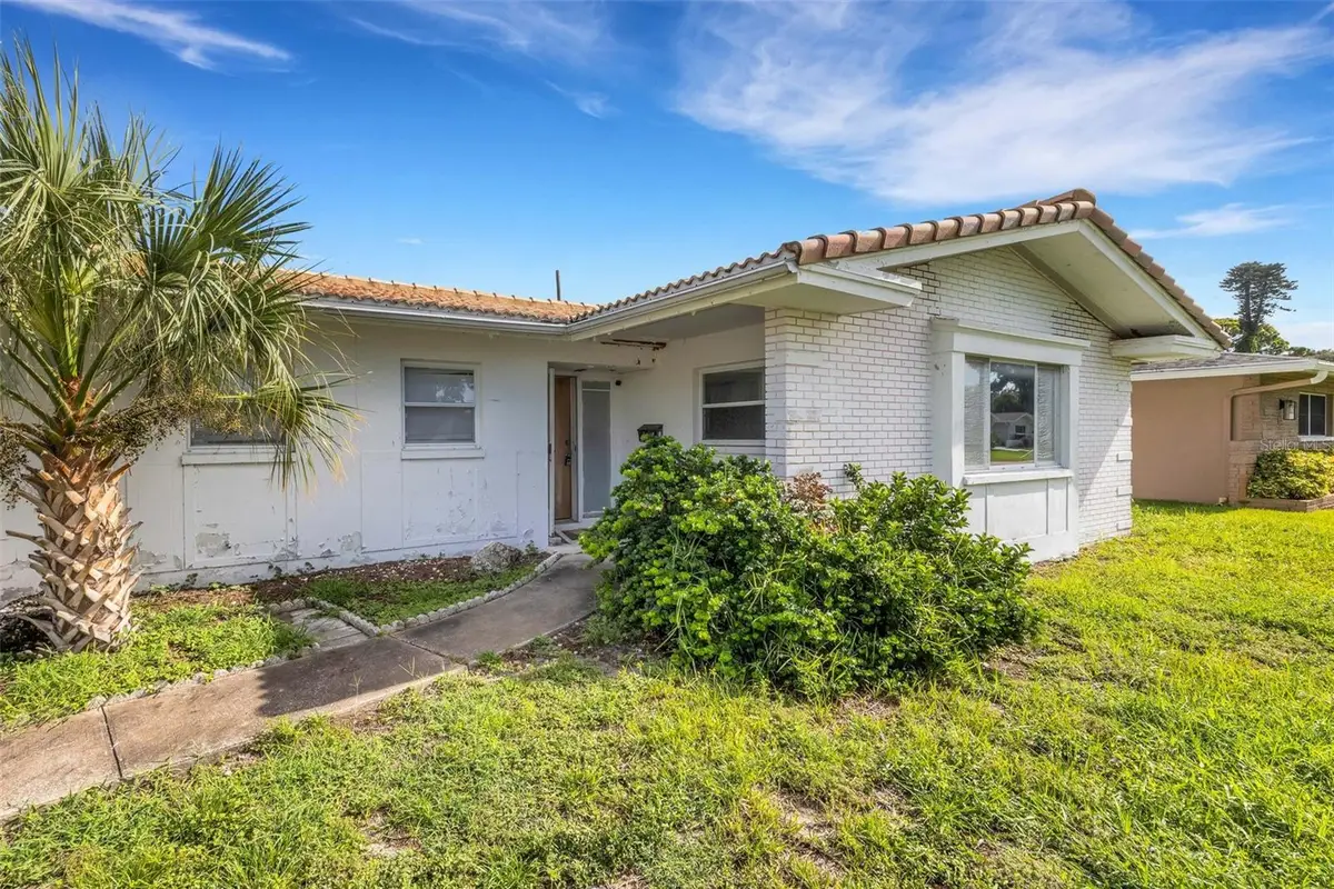 1497 62nd Place S, Saint Petersburg, FL 33705 - #1