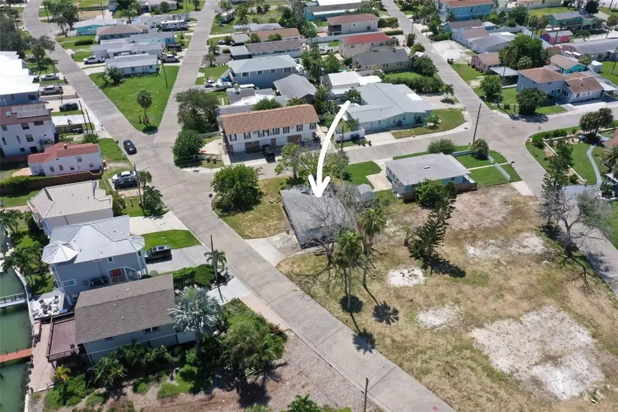 330 133rd Avenue E, Madeira Beach, FL 33708 - #3