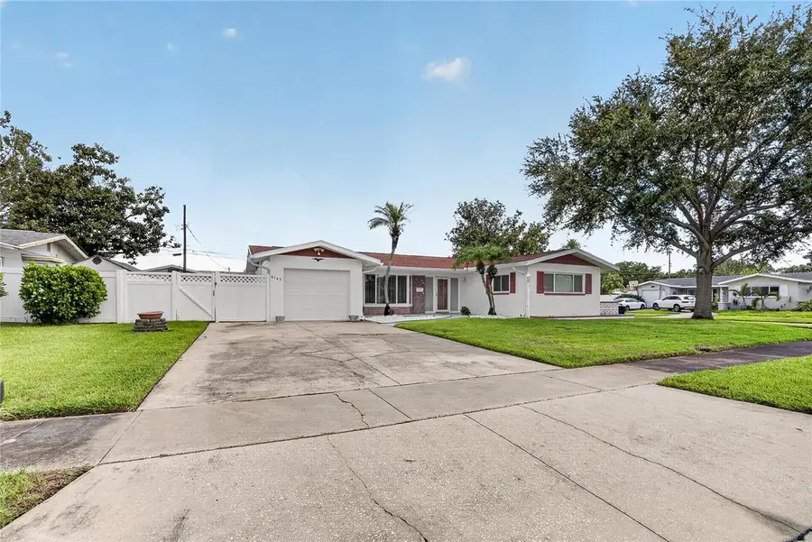 6147 31st Avenue N, Saint Petersburg, FL 33710 - #3