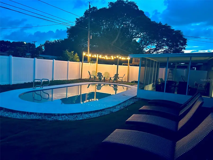 1443 Jeffords St, Clearwater, FL 33756 - #2