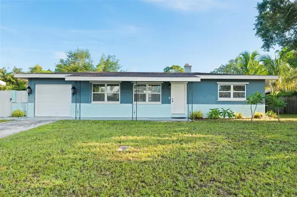 10811 Valencia Terrace, SEMINOLE, FL 33772