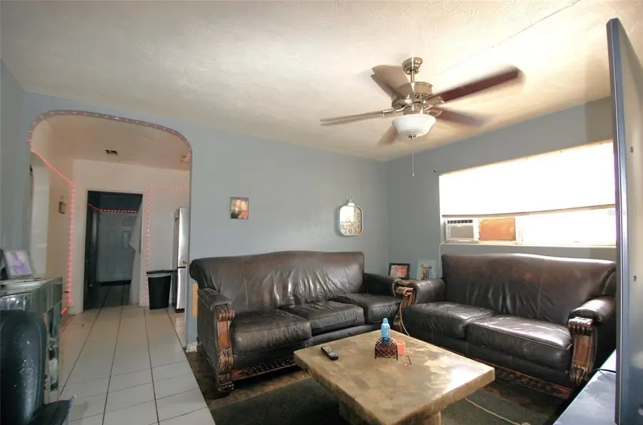 1636 S Jefferson Avenue, Clearwater, FL 33756 - #2