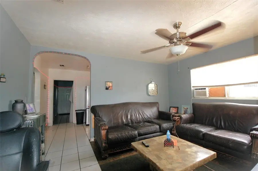 1636 S Jefferson Avenue, Clearwater, FL 33756 - #3