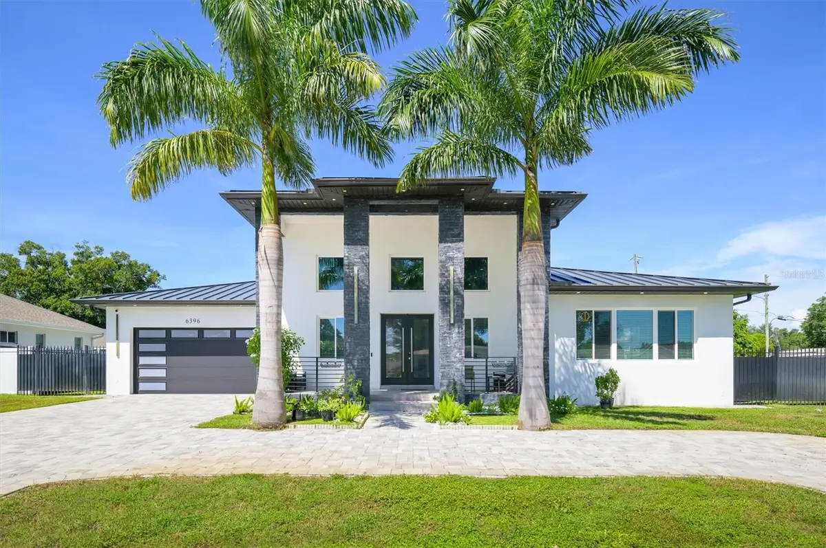 6396 18th Street N, Saint Petersburg, FL 33702 - #1