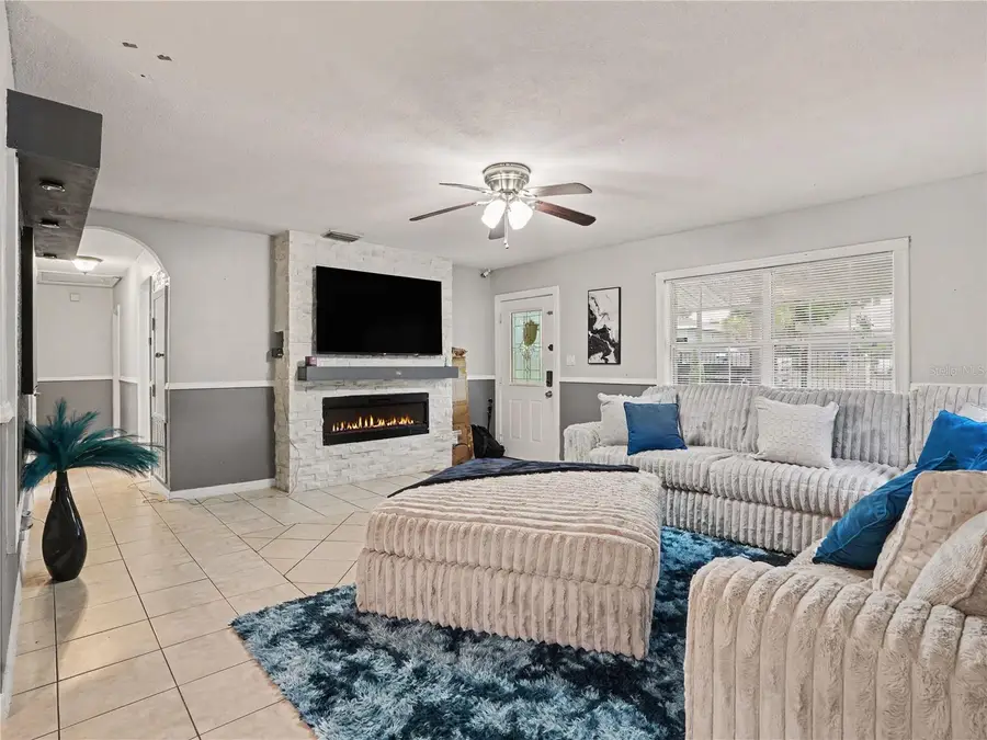 128 S 7th St, Haines City, FL 33844 - #2