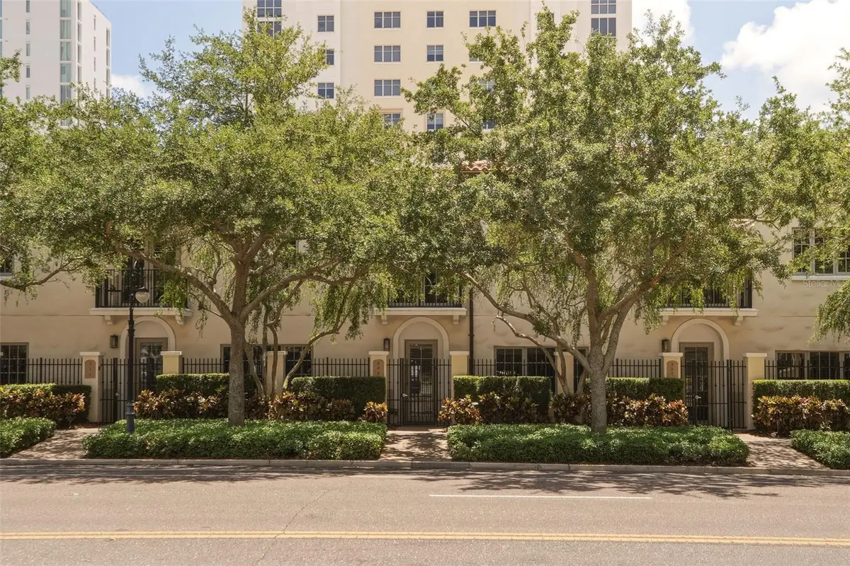 300 Beach Drive Ne #309, Saint Petersburg, FL 33701 - #1