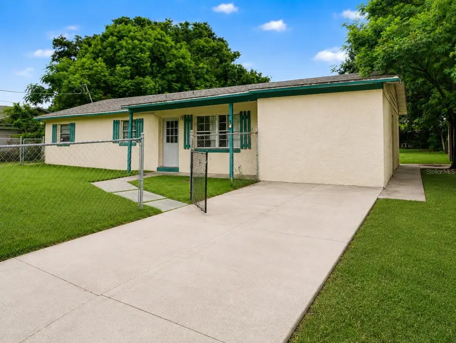 627 Duncan Circle W, Auburndale, FL 33823 - #2