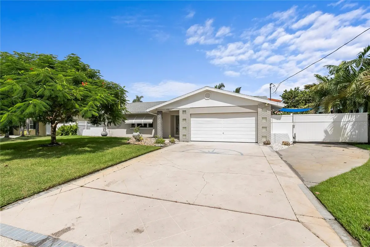4051 14th Street Ne, Saint Petersburg, FL 33703 - #1