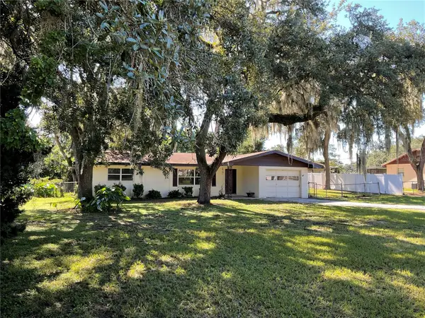5032 Flamingo Lane, DADE CITY, FL 33523