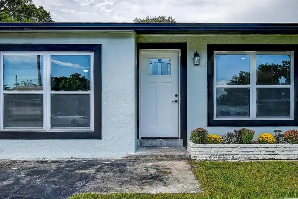7580 Meadowlawn Drive N, ST PETERSBURG, FL 33702