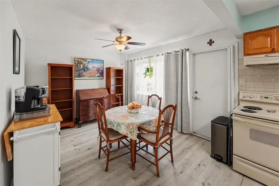 6880 Lafayette N #8, Pinellas Park, FL 33781 - #3