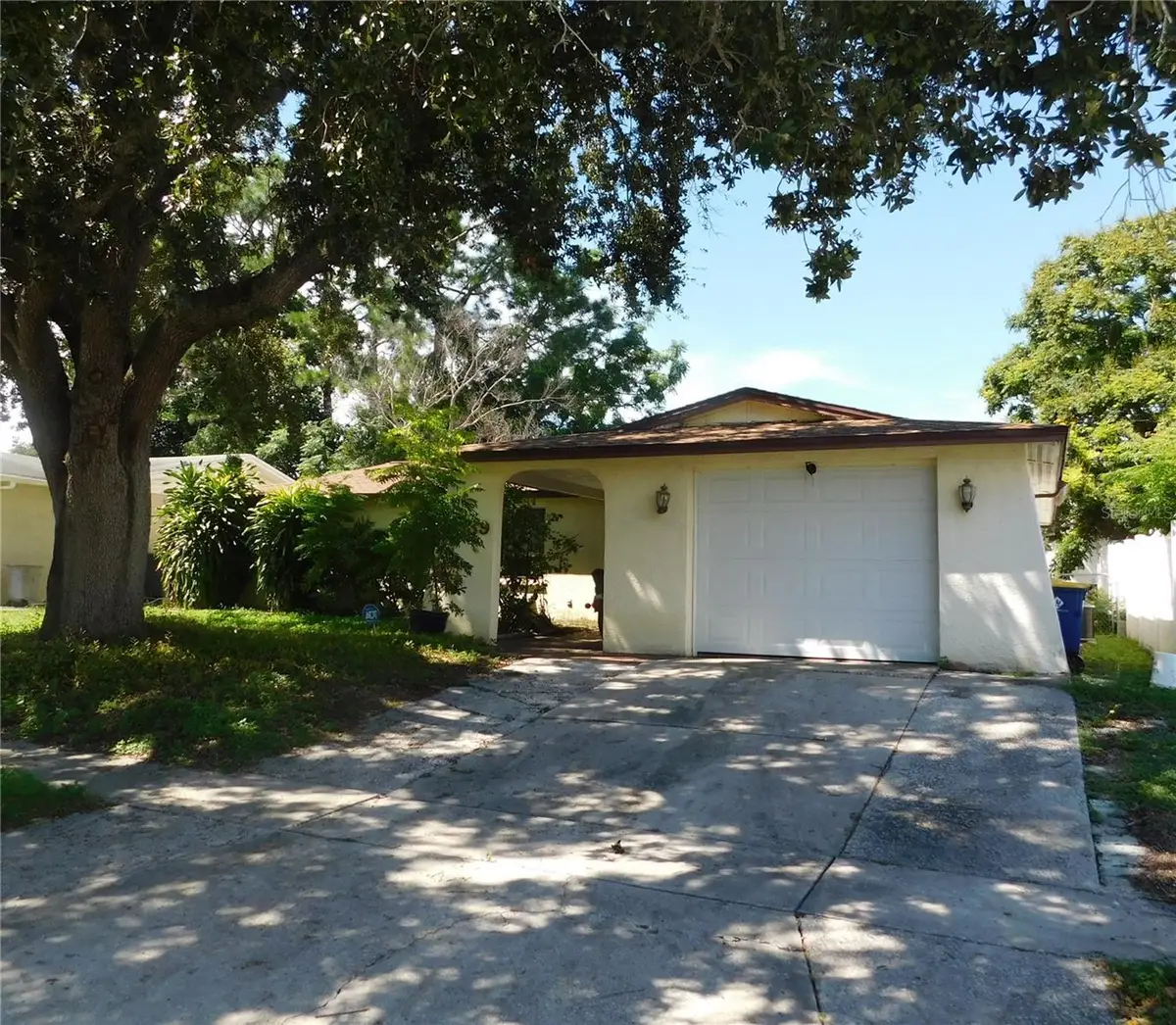 6039 7th Avenue, New Port Richey, FL 34653 - #1