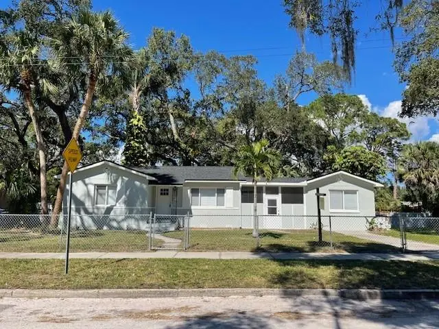 741 28th Avenue S, Saint Petersburg, FL 33705 - #2