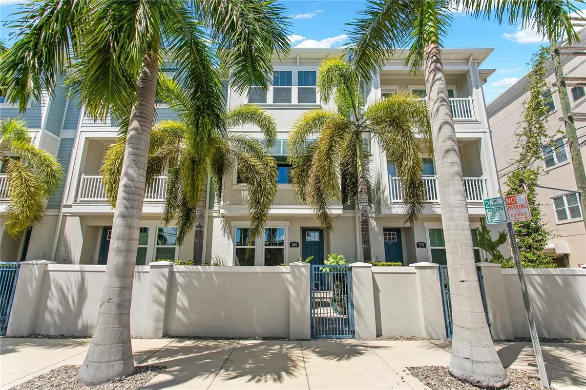 268 8th Street N, Saint Petersburg, FL 33701 - #1