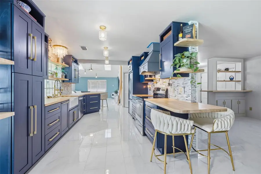 2845 59th Circle S, Saint Petersburg, FL 33712 - #2