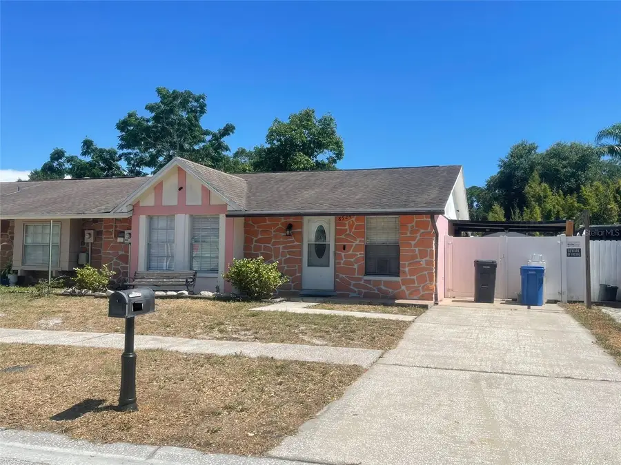 8524 Catalina Drive, Tampa, FL 33615 - #2