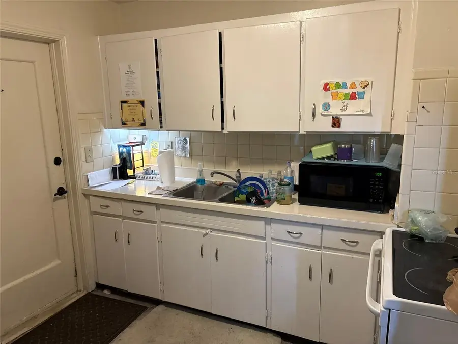 2627 38th Avenue N, Saint Petersburg, FL 33713 - #3
