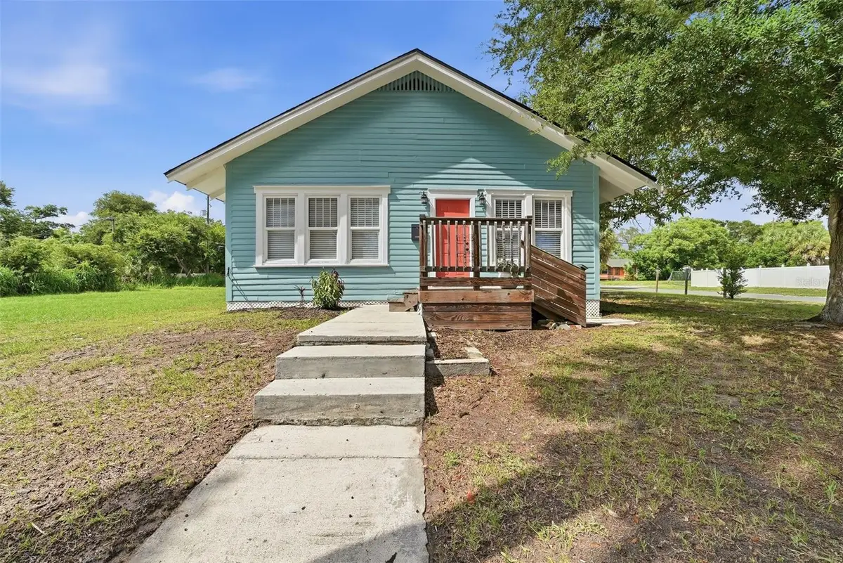 4105 18th Avenue S, Saint Petersburg, FL 33711 - #1