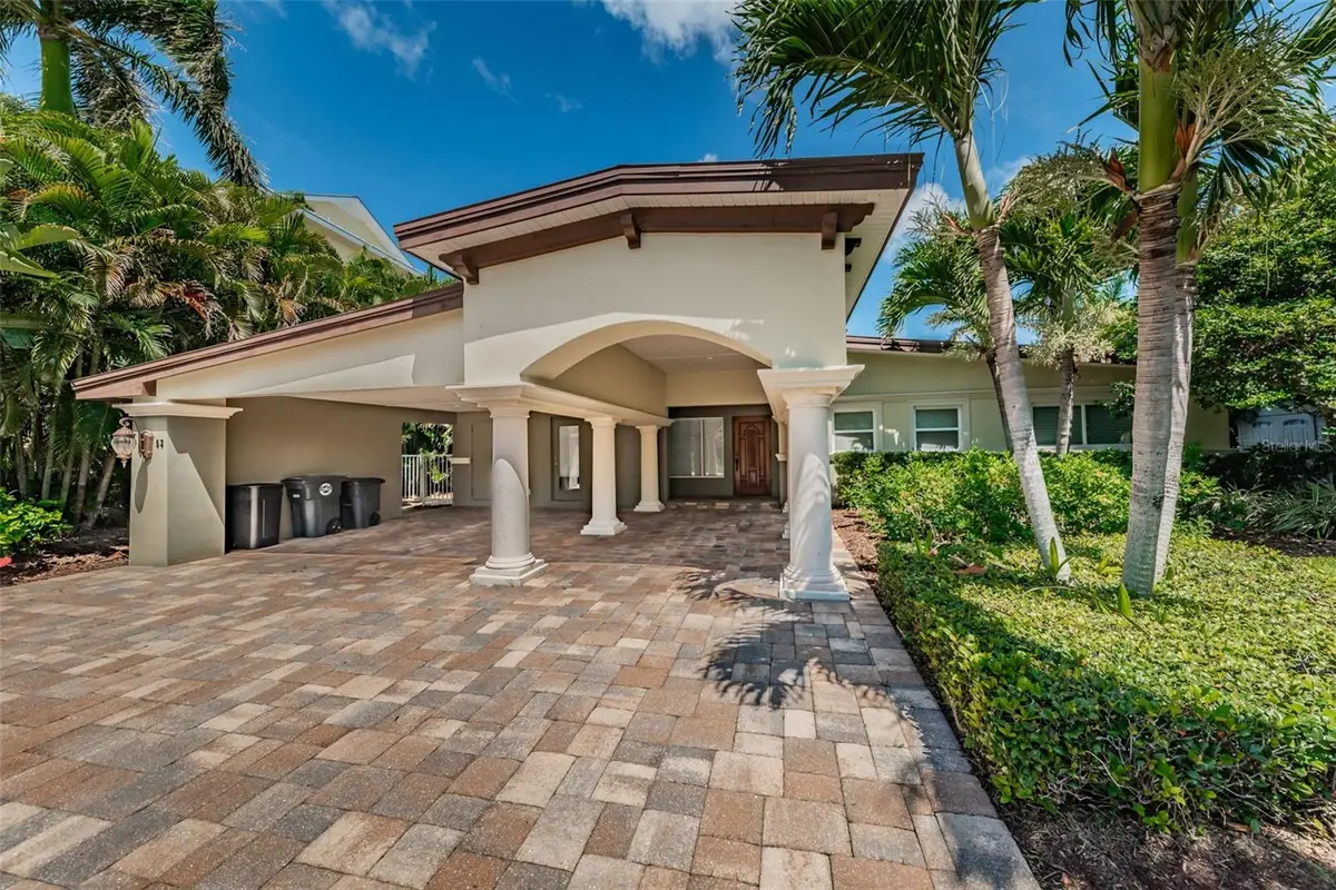 52 N Pine Circle, Belleair, FL 33756 - #1