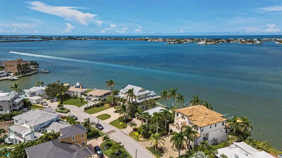 52 N Pine Circle, Belleair, FL 33756 - #3