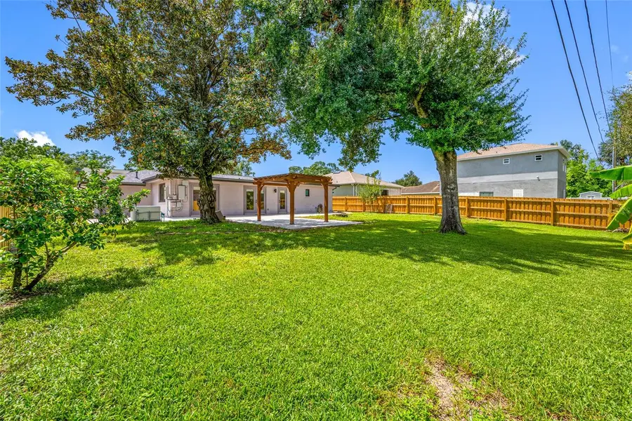 2121 W Farwell Drive, Tampa, FL 33603 - #2