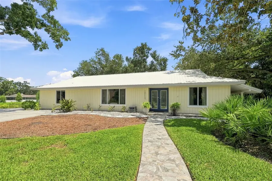 10113 Lindelaan Drive, Tampa, FL 33618 - #3