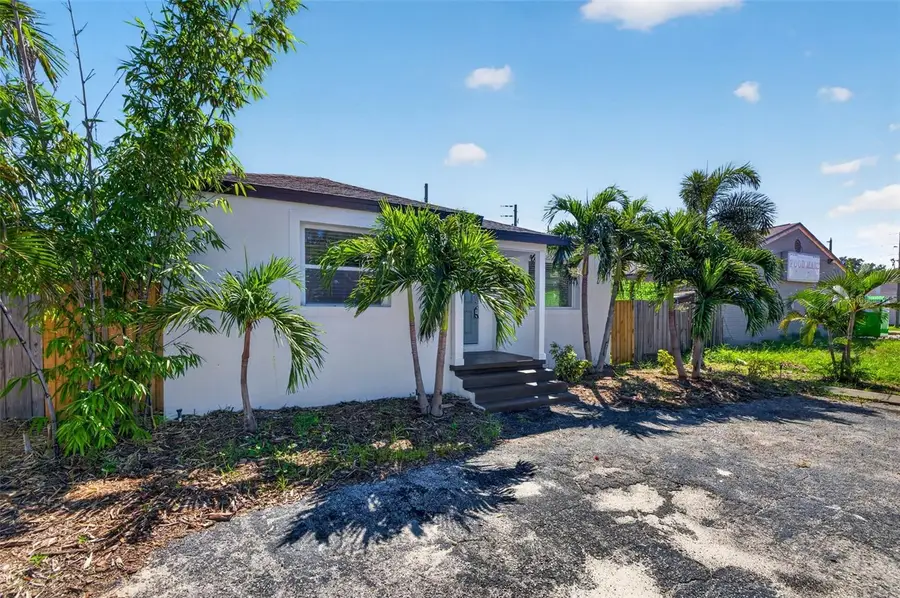 1020 49th Street S, Saint Petersburg, FL 33707 - #2