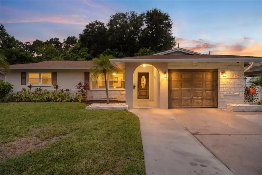 490 E Lake Drive, Largo, FL 33771 - #3