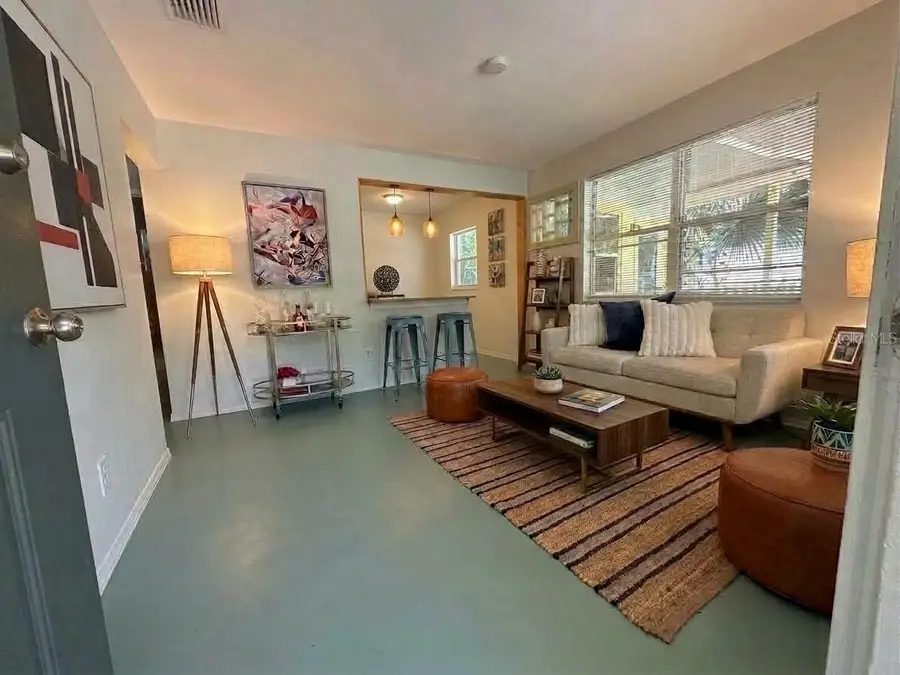 2401 Quincy Street S, Saint Petersburg, FL 33711 - #2