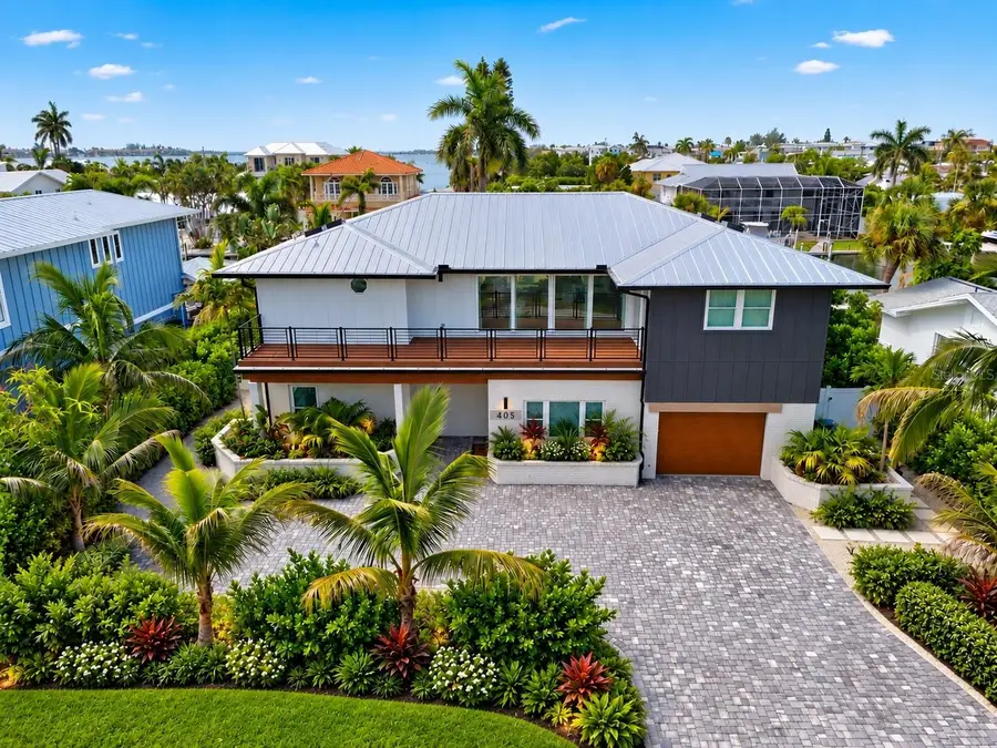 405 28th Street, Holmes Beach, FL 34217 - #2