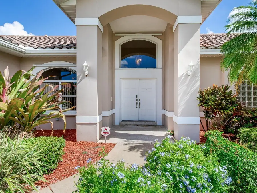 11581 Shelly Circle, Seminole, FL 33772 - #3