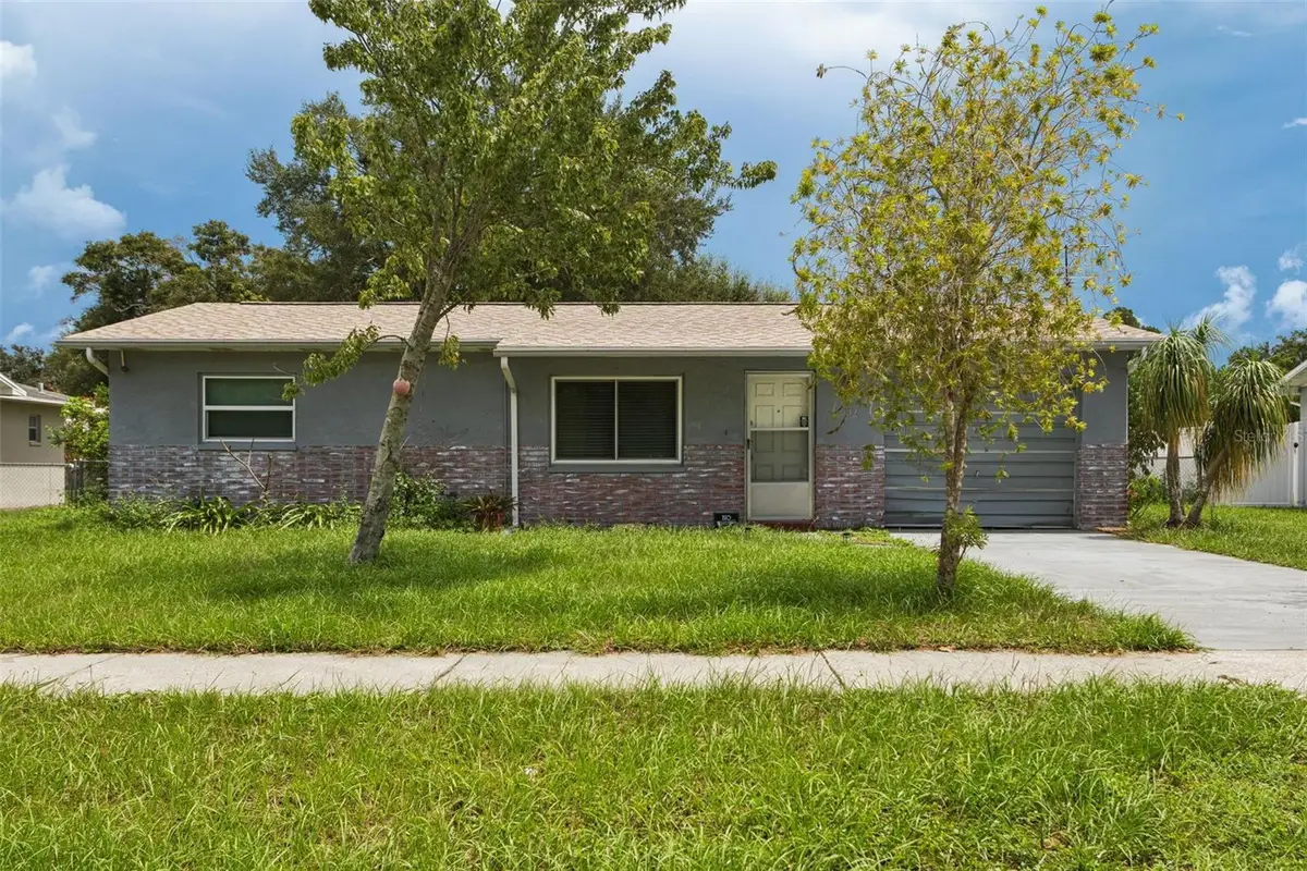 6126 16th Street, Zephyrhills, FL 33542 - #1