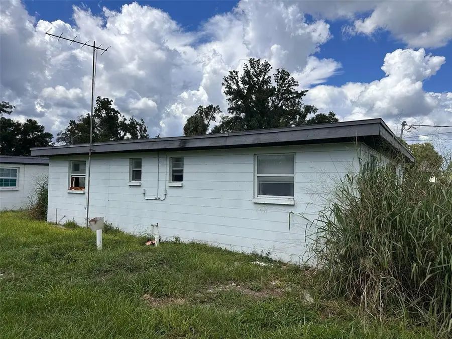 923 E 122nd Avenue, Tampa, FL 33612 - #2