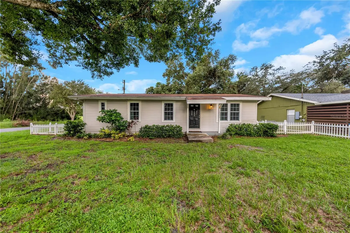 4602 W Chisholm Street, Tampa, FL 33616 - #1