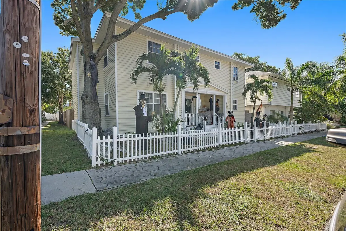 717 Dartmoor Street N, Saint Petersburg, FL 33701 - #1