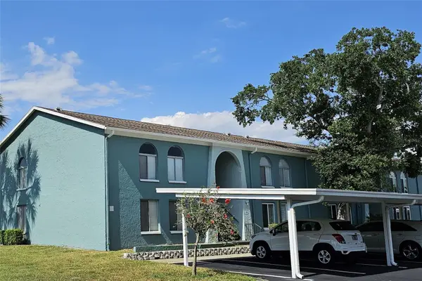 395 114th Avenue N #4, ST PETERSBURG, FL 33716