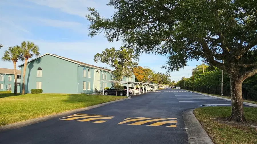 395 114th Avenue N #4, Saint Petersburg, FL 33716 - #3