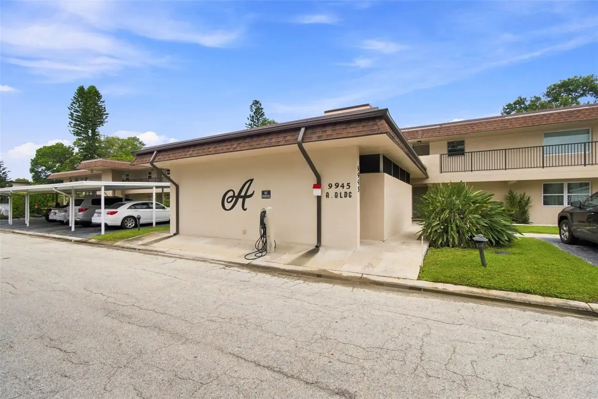 9945 47th Avenue N #205, Saint Petersburg, FL 33708 - #1