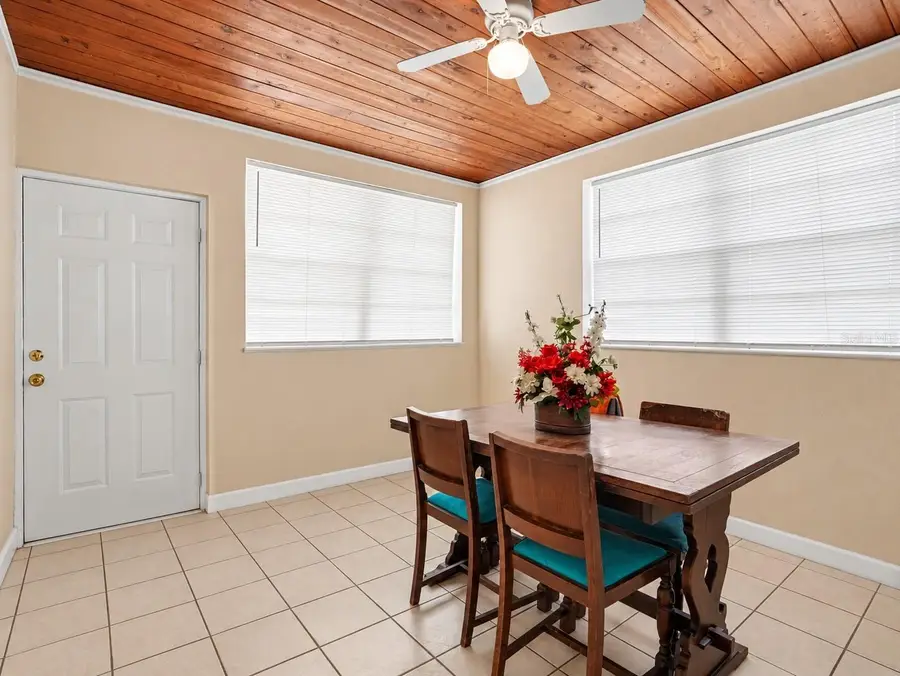 322 NE 9th Street, Mulberry, FL 33860 - #3
