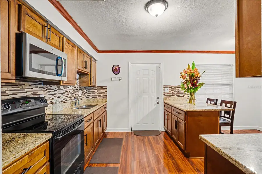 2422 Berry Road, Plant City, FL 33567 - #3