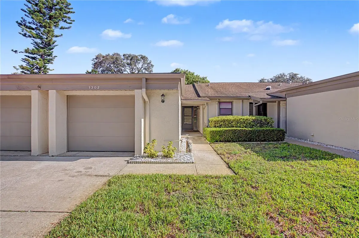 1302 Golfview Drive, Tarpon Springs, FL 34689 - #1
