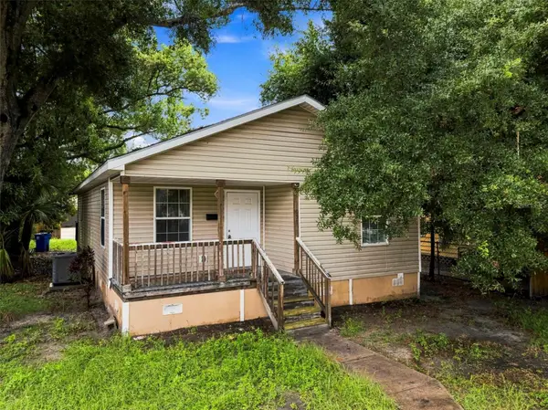 1037 12th Avenue S, ST PETERSBURG, FL 33705