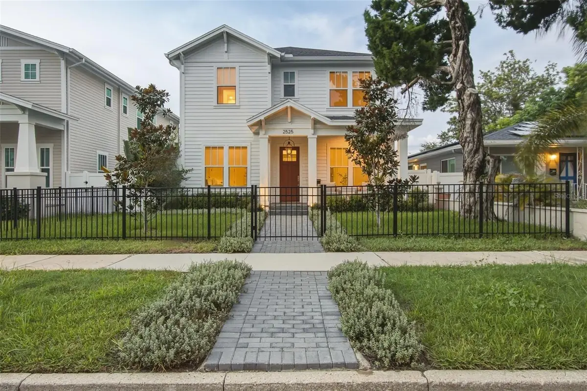 2525 Dartmouth Avenue N, Saint Petersburg, FL 33713 - #1