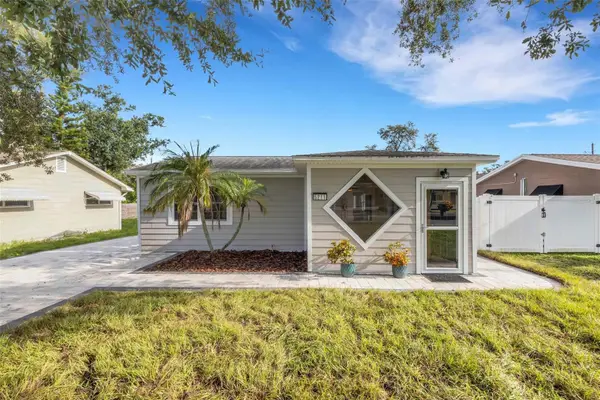 5211 48th Terrace N, ST PETERSBURG, FL 33709