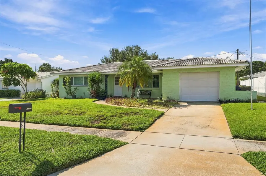 11074 56th Avenue, Seminole, FL 33772 - #2