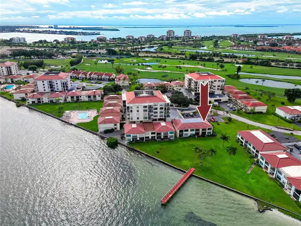 6177 Sun Boulevard #202, ST PETERSBURG, FL 33715