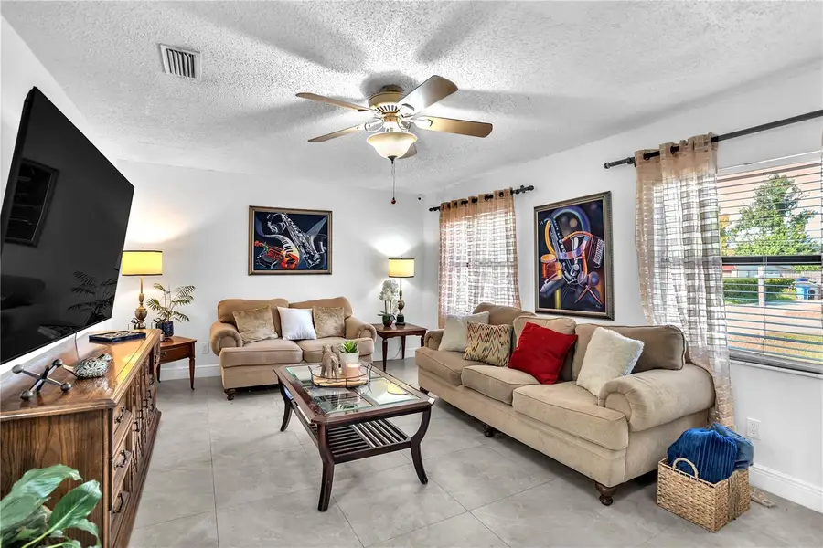 6011 Rosewood Drive, Tampa, FL 33615 - #3