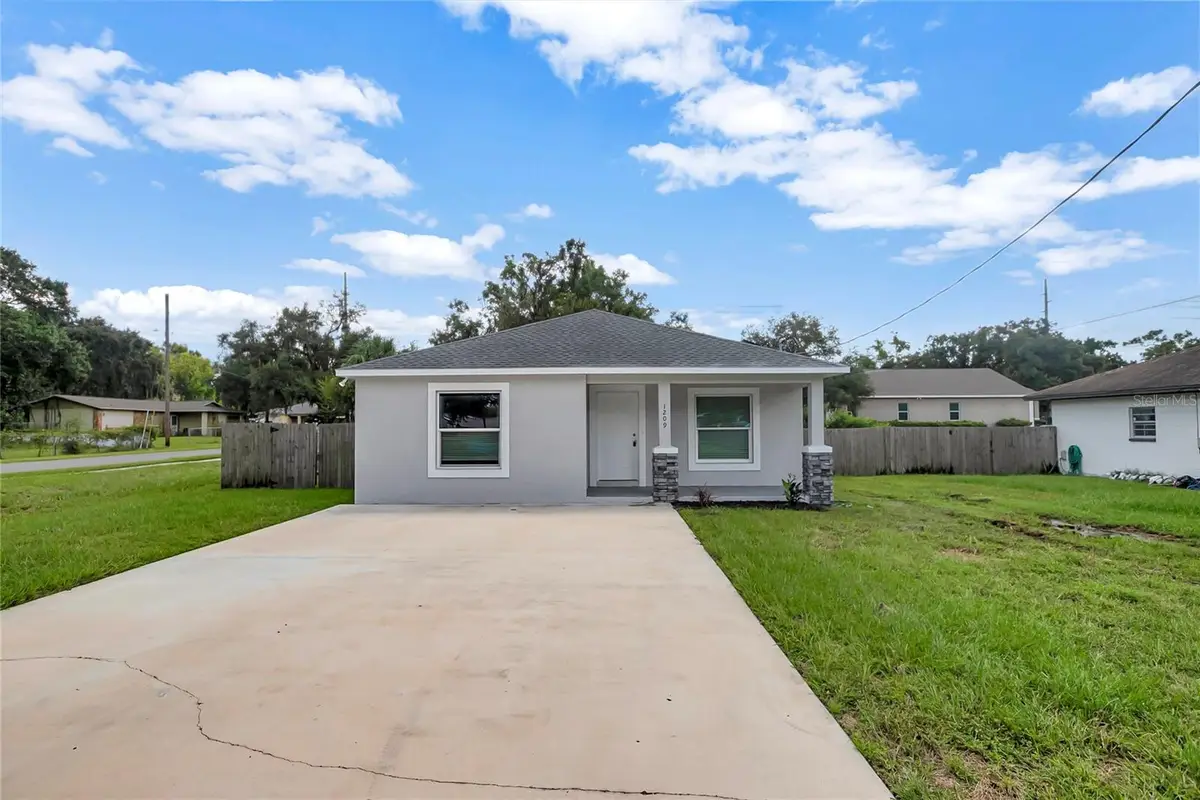 1209 E Ohio Street, Plant City, FL 33563 - #1