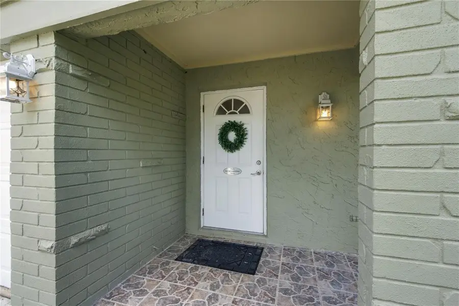 705 Leeward Way, Palm Harbor, FL 34685 - #3