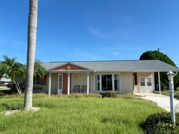 1515 Arrowhead Drive, SUN CITY CENTER, FL 33573